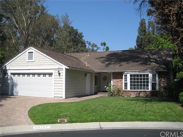 Lovely, Cul-de-Sac Home! Location! Location!