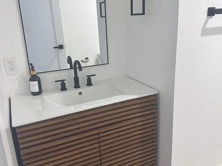 6136 Carlos Ave #1/4 — Photo 8
