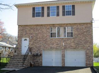 1009 Walnut St #2, Roselle, NJ 07203