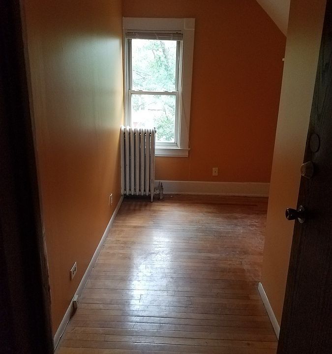 1st image of 1320 7th St SE #304