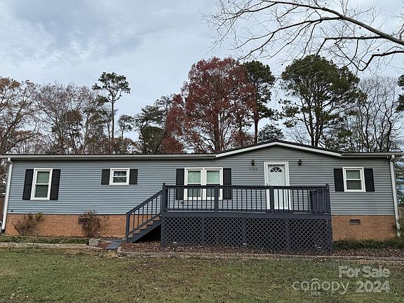 2nd image of 3222 Ole Country Ln