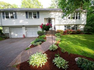 86 Granite St, Medfield, MA 02052
