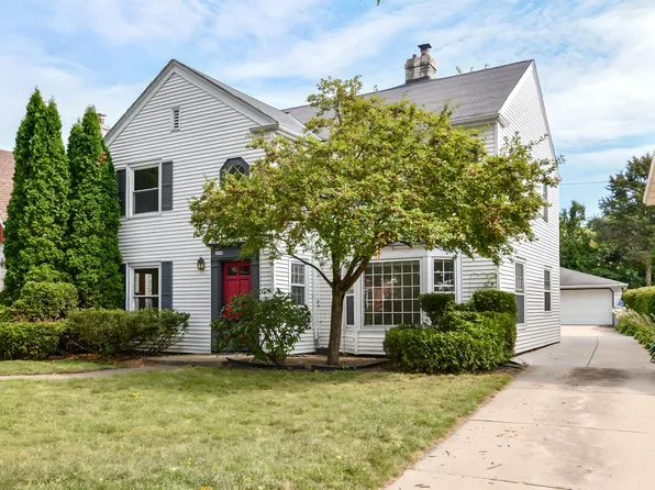 2734 N Avondale Blvd, Milwaukee, WI 53210