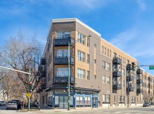 2143 W Wellington Ave UNIT 303, Chicago, IL 60618