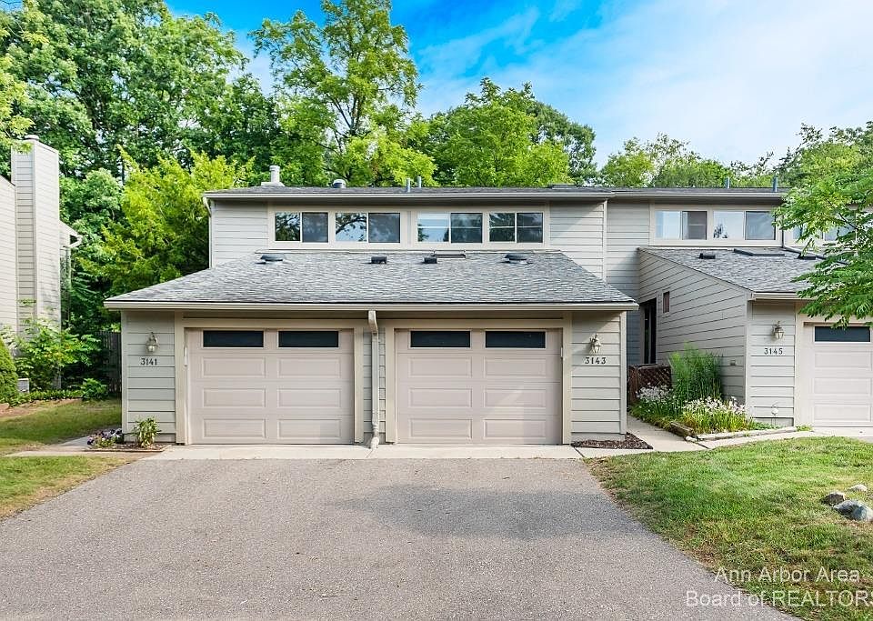 1st image of 3143 Lake Haven Dr