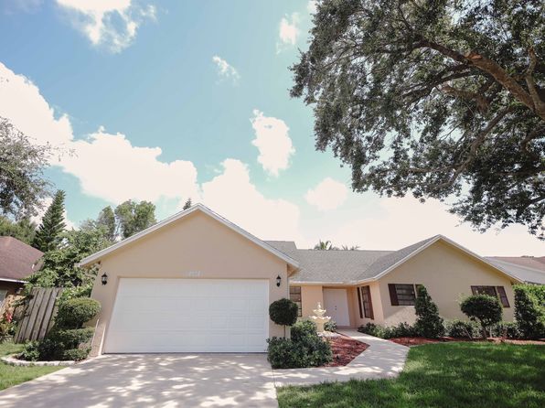12275 Sannenwood Ln