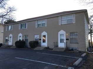 9428 Reeder St, Overland Park, KS 66214