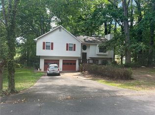 8030 Woodcliff Ct NW, Kennesaw, GA 30152