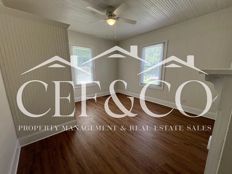696 Maywood St — Photo 12