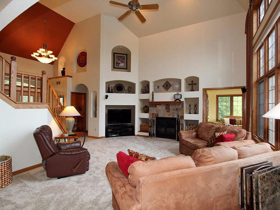 W140N13981 Country Aire Dr, Germantown, WI 53022 Zillow