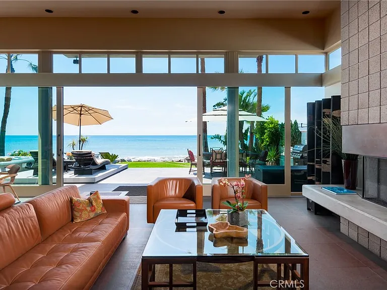 35121 Beach Rd — Photo 9