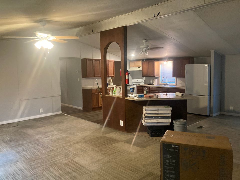 2nd image of 1015 Elmwood Ave
