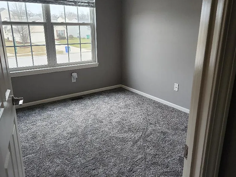 1927 Grafton Pl — Photo 30