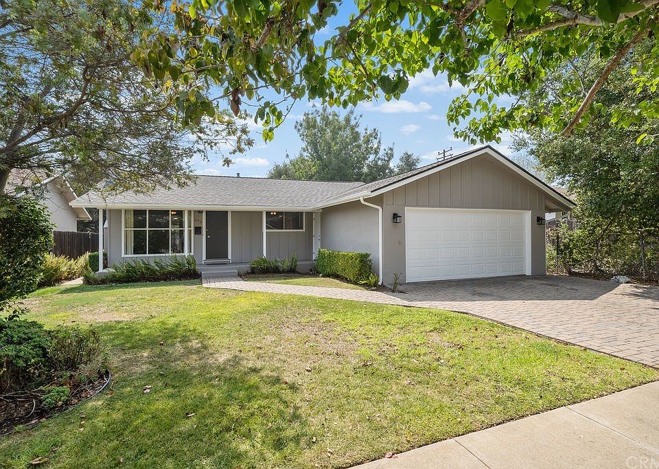 1st image of 375 Highland Dr