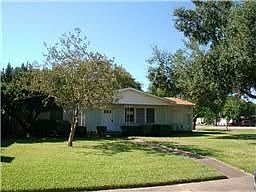 1st image of 531 20th Ave N