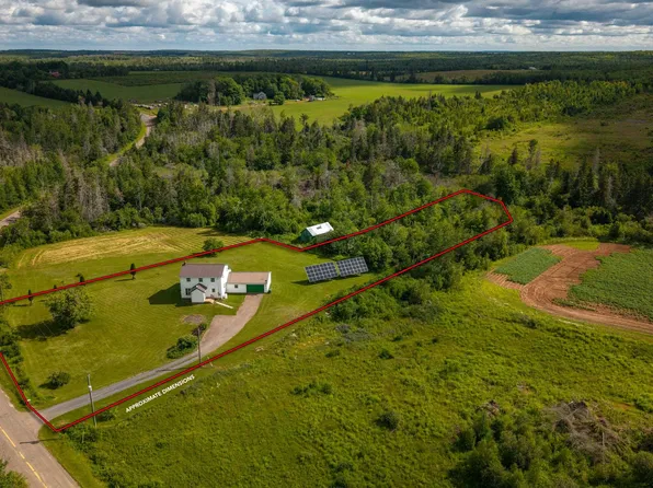 312 Fairville Rd, Bedford Parish, PE C0A 1T0