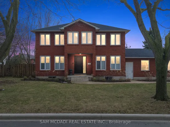4025 Rolling Valley Dr, Mississauga, ON L5L 5P3