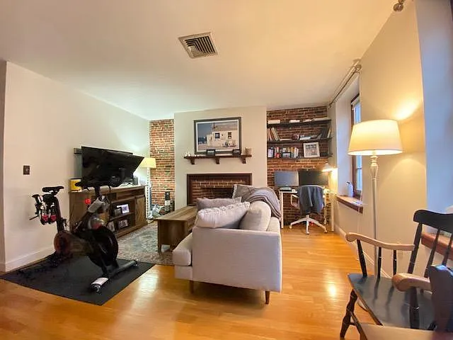 1 bed, 600 sqft, $3,100 — Photo 4