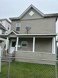 27 Richards St, Worcester, MA, 01603
