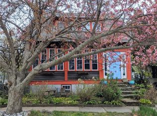 24 Canonicus Ave, Newport, RI 02840