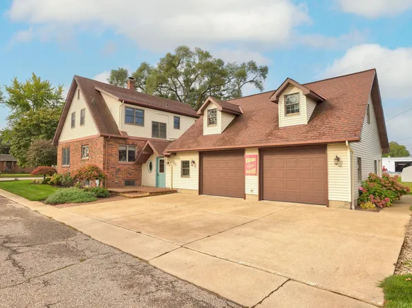 9610 Saginaw St, Reese, MI 48757