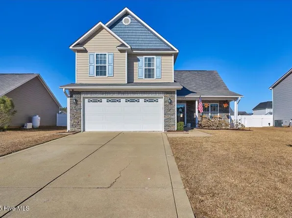 244 Ivystone Drive, Raeford, NC 28376