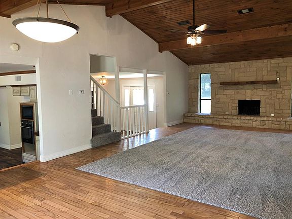 4th image of 197 Lakewood Ln