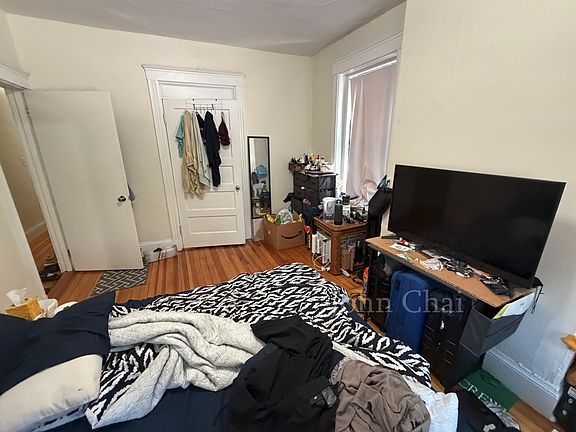 5th image of 1381 Commonwealth Ave APT 6