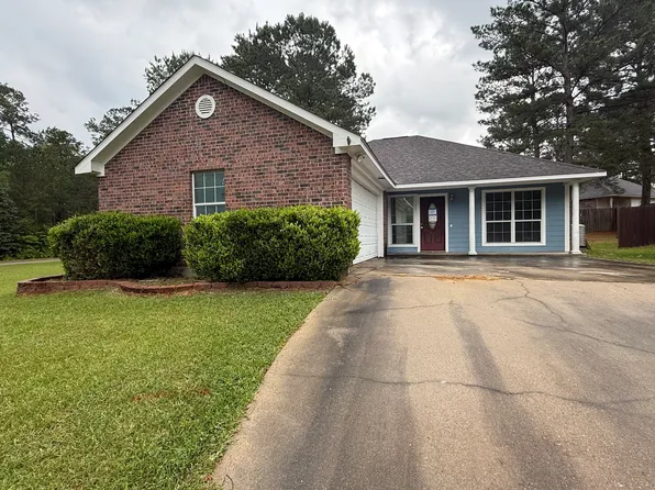 102 Brookdale Cir, Woodville, TX 75979