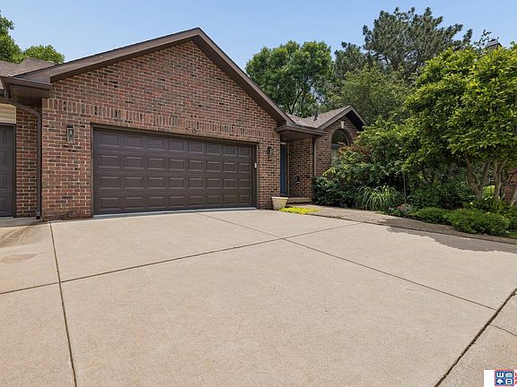 2nd image of 740 Lancashire Ct