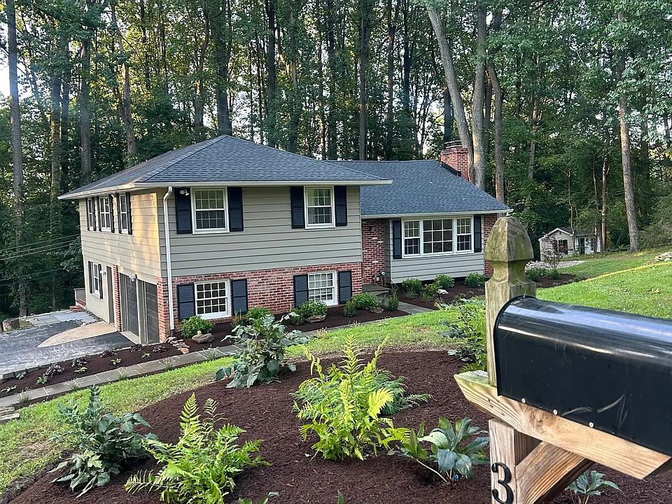 349 Saunders Dr