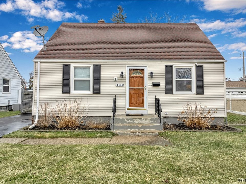 1st image of 1090 Cleveland Dr