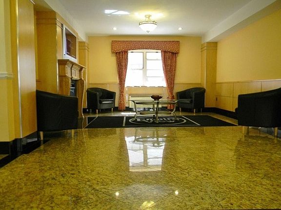 4th image of 70 S Munn Ave APT 208