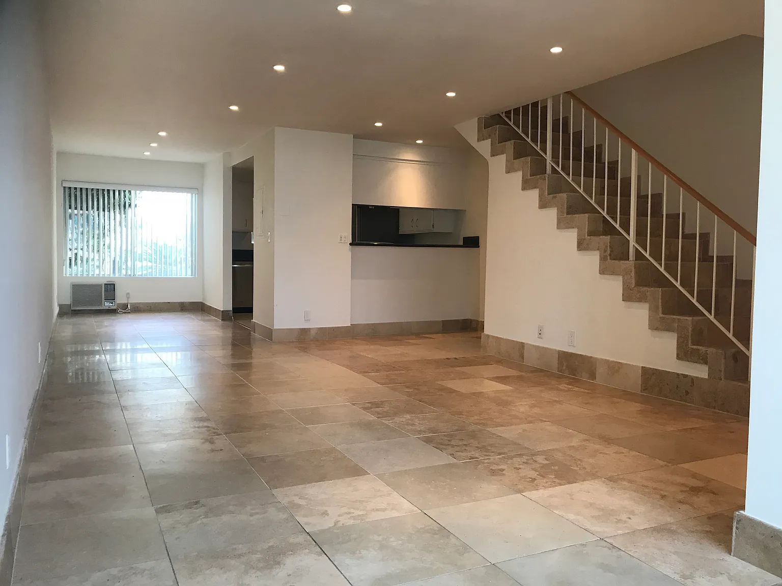 2 bed, 2.5 bath, 1600 sqft, $5,390 — Photo 1