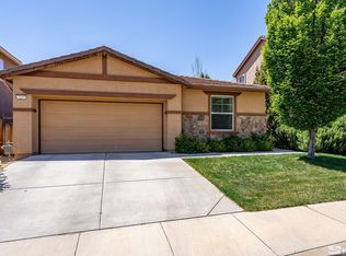 7207 Fox Wood Ln, Sparks, NV 89436