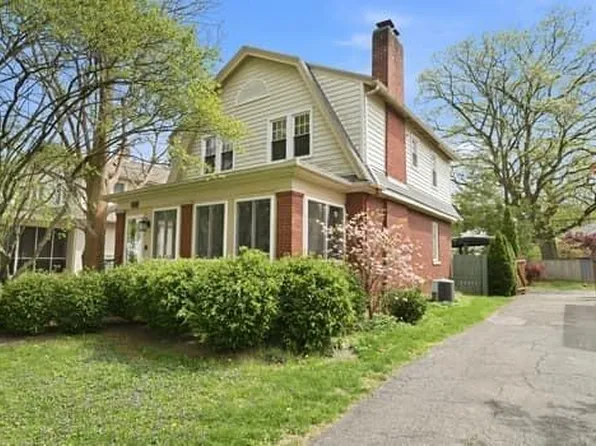 513 Arden Rd, Columbus, OH 43214
