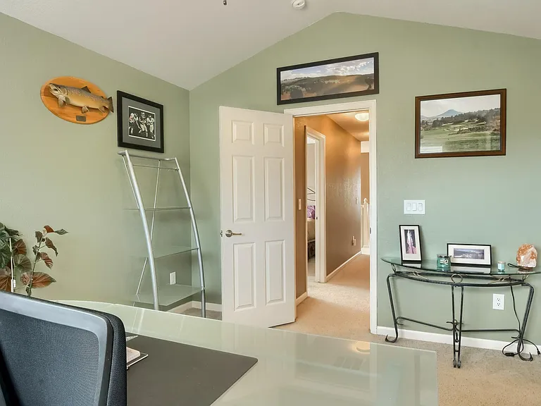 1751 S Buchanan Cir — Photo 25