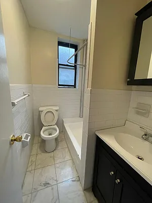 Rented by BRICK & GALO REALTY CORP | media 8