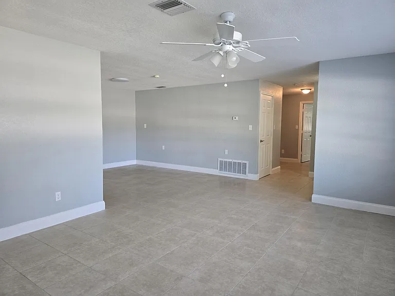 580 Wendell Rd — Photo 5
