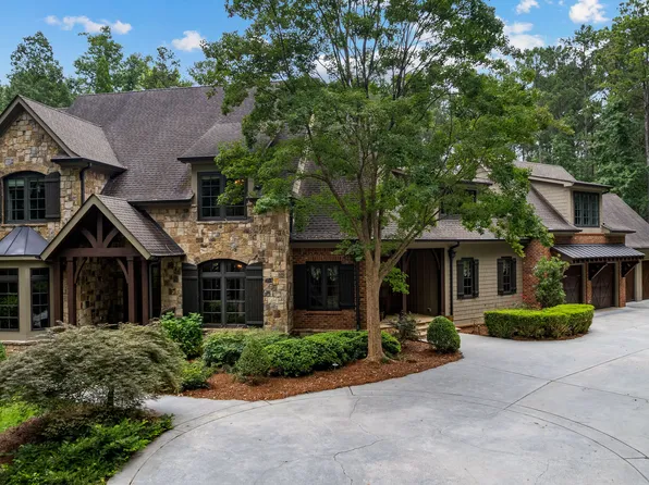 120 Diamond Point, Fayetteville, GA 30215