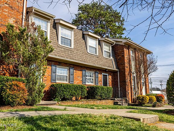2nd image of 6523 Deane Hill Dr APT 12