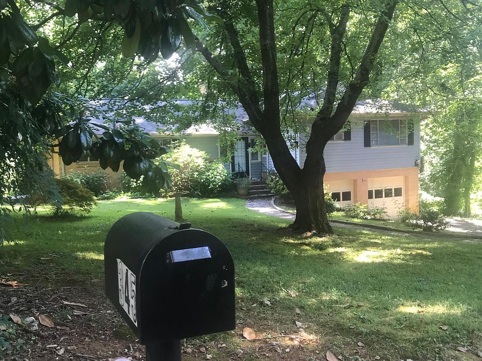 345 Redwood Drive