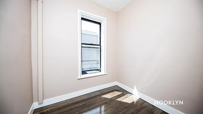 Rented by Nooklyn NYC LLC | media 8