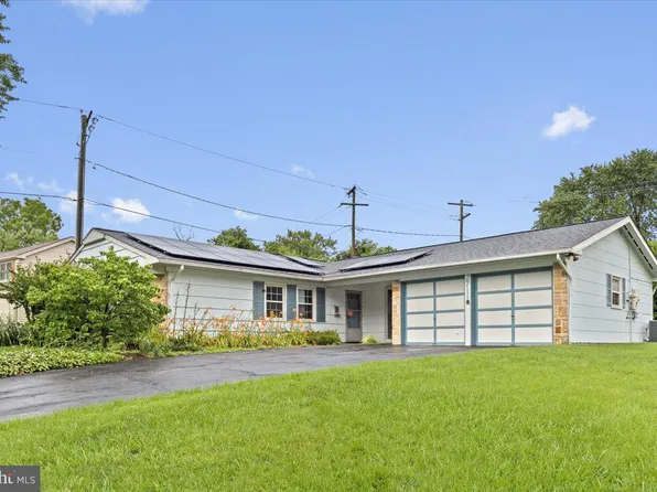 2711 Felter Ln, Bowie, MD 20715