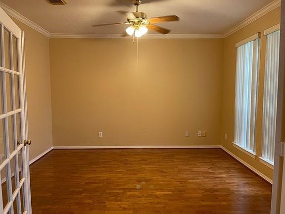 4th image of 3135 Pleasant Cove Ct