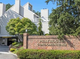 301 Post Rd E APT 11, Westport, CT 06880