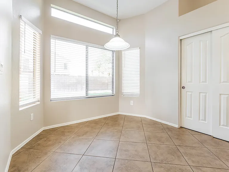 1380 E Sheffield Ave — Photo 6