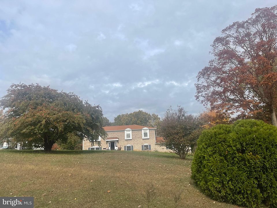 1st image of 37780 Beverly Dr