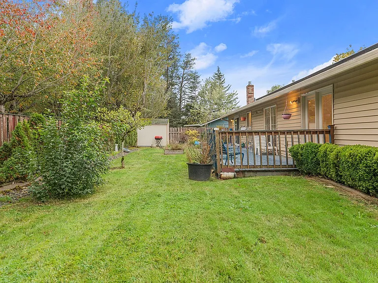 3036 SE Lewis Ct — Photo 14