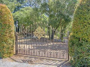 780 Calabasas Rd, Watsonville, CA 95076